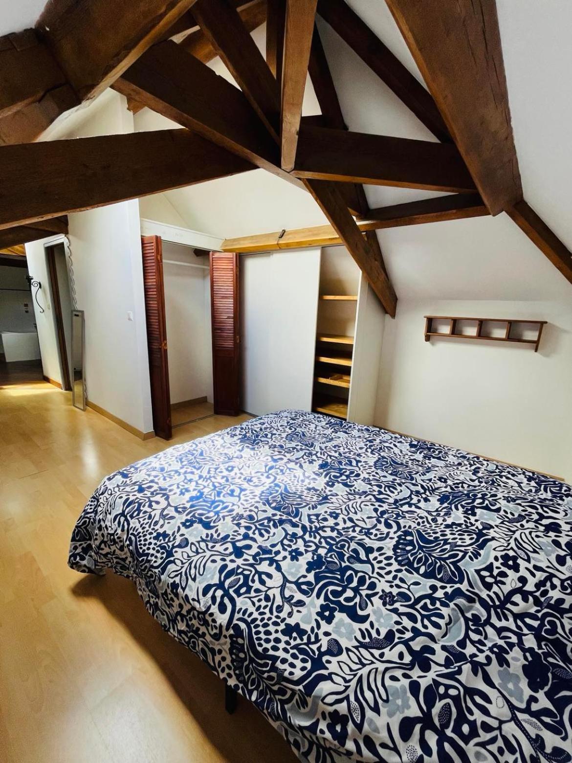 Logement 4 Pers - Coeur De Ville - Calme - Boite A Cle Arrivee Autonome A Partir De 16H00 Depart 11H00 Cholet Exterior photo